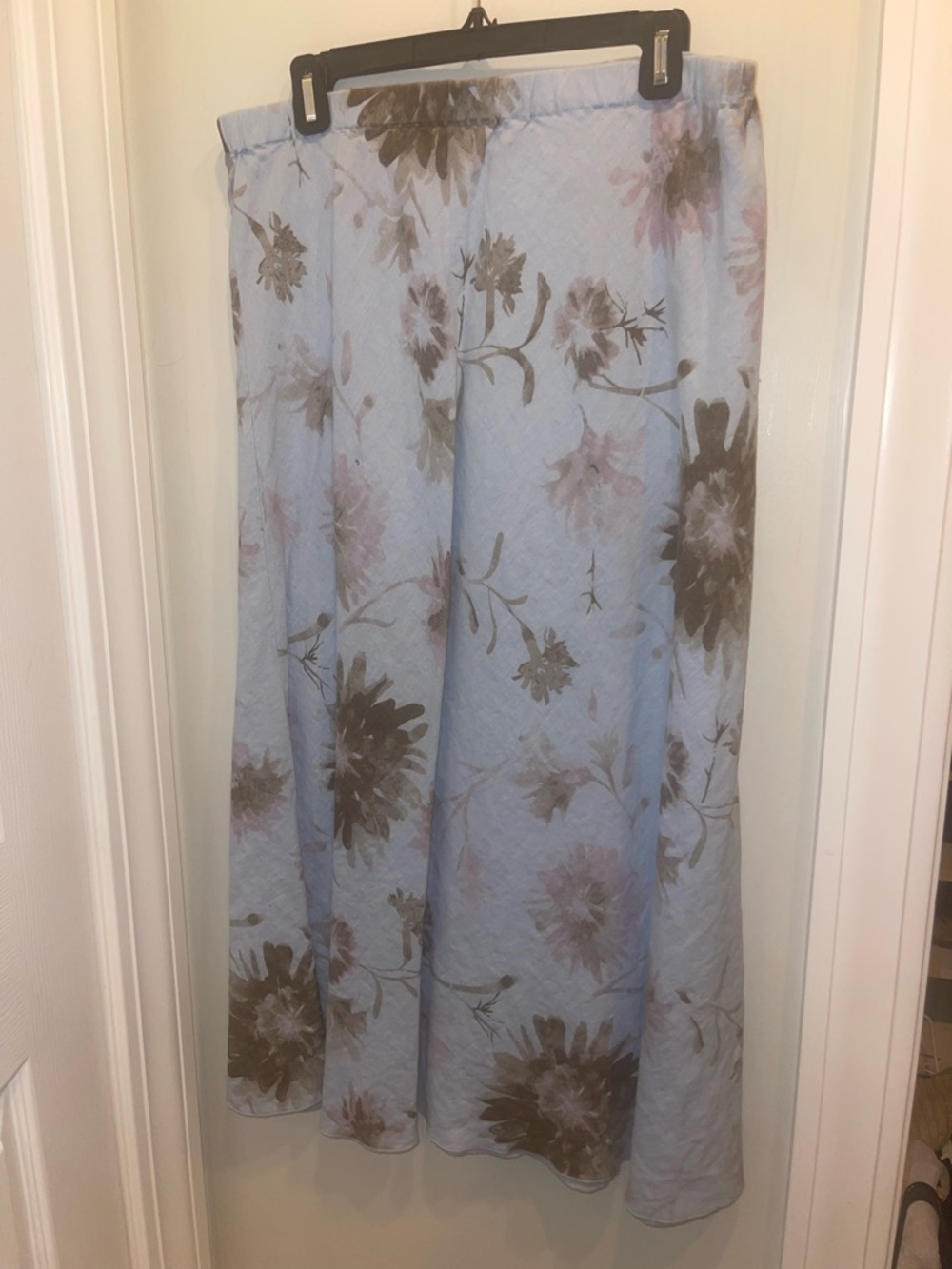 Habitat Blue and Gray Floral Skirt
